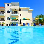Anixis & Aparthotel 3*