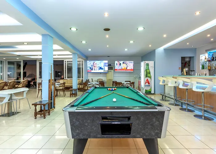 아파트호텔 Anixis & 이알리소스