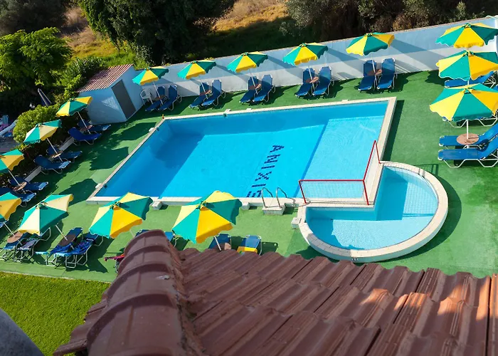 Hotel apartamentowy Anixis &