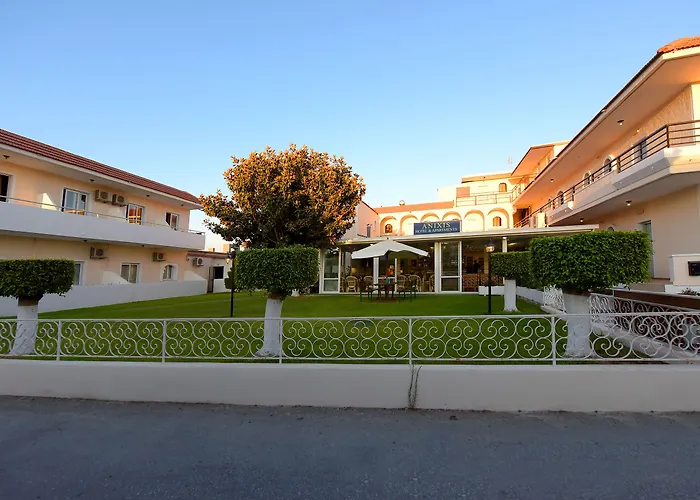 Hotel apartamentowy Anixis & 3*