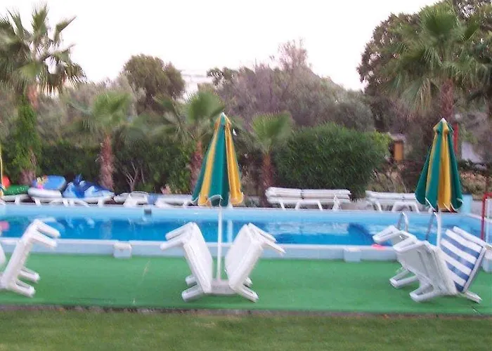 Anixis & Hotel apartamentowy 3*