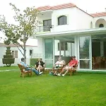 Aparthotel Anixis & 3*